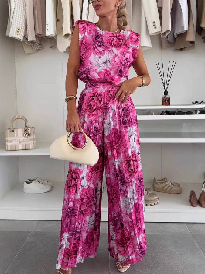 🇬🇧 Two-piece set with sleeveless top and round neckline and pleated wide-leg trousers😍